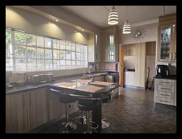 4 BEDROOM HOUSE FOR SALE IN RYNFIELD